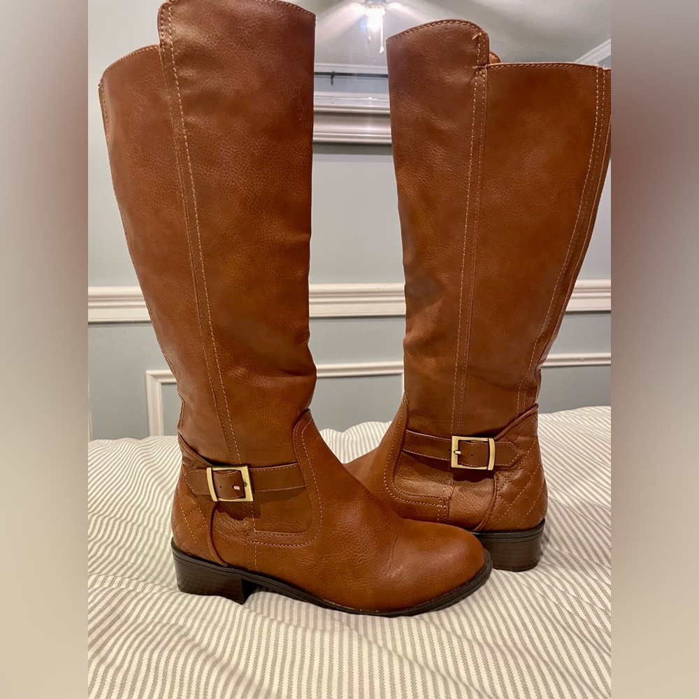 Old Navy Knee High Riding Boots. Size 6.5 Brown/Chestnut